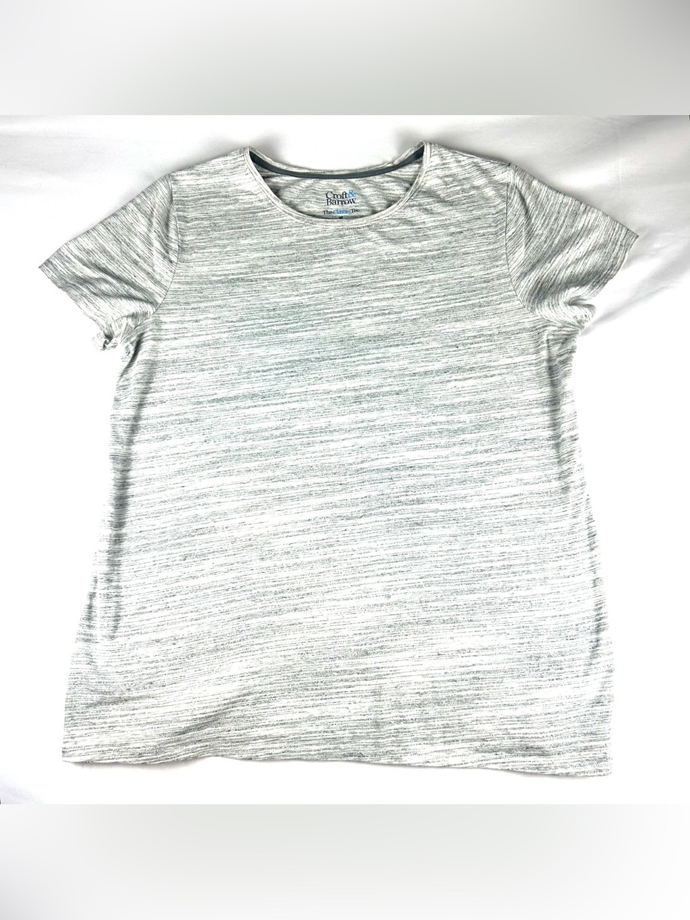 Croft Barrow T-shirt Women’s Size Medium Womens Light Gray Short Sleeve Classic